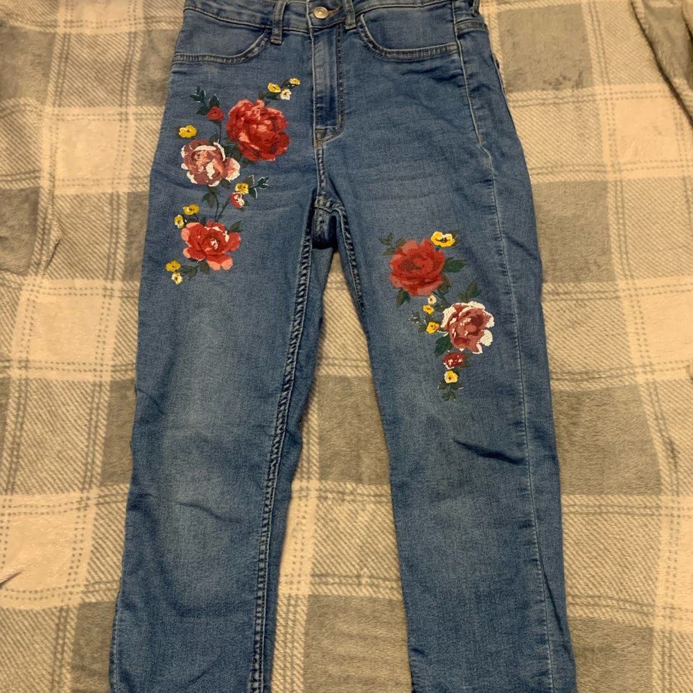 💙💙💙Womans High Waisted Floral Jeans 💙💙💙